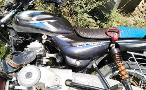 আত্মীয়ের জানাজা শেষে বাড়ি ফেরার পথে সড়কে প্রাণ হারালেন মা-ছেলে 