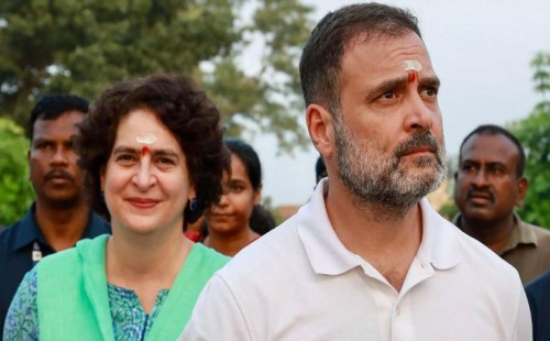 লোকসভা নির্বাচনে মায়ের আসন থেকে লড়বেন রাহুল, দাঁড়ালেন না প্রিয়াঙ্কা 