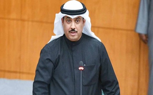 দেশে পা রেখেই গ্রেফতার কুয়েতের সাবেক মন্ত্রী 