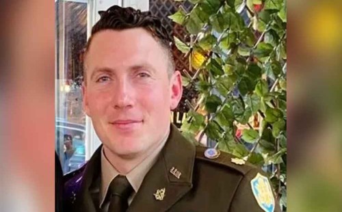 ইসরায়েলকে যুক্তরাষ্ট্রের সমর্থনে ক্ষুব্ধ মার্কিন সেনার পদত্যাগ 