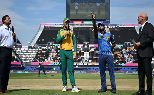 বড় ম্যাচে দক্ষিণ আফ্রিকার বিপক্ষে ব্যাটিংয়ে শ্রীলঙ্কা 