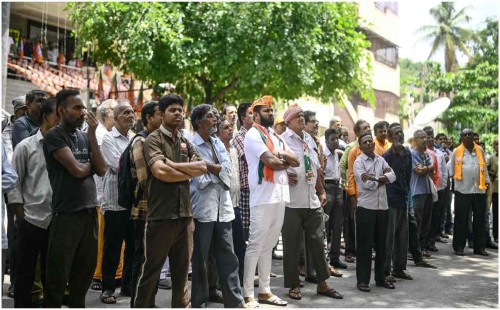 দিল্লিতে বিজেপির কার্যালয়ে নীরবতা 