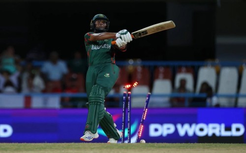 বৃষ্টি আইনে অস্ট্রেলিয়ার কাছে হারলো বাংলাদেশ 