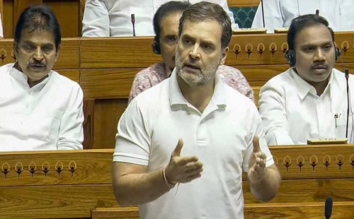 রাহুলের ‘হিন্দু’ মন্তব্যে উত্তাল লোকসভা 