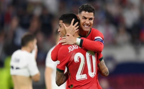 টাইব্রেকারে স্লোভেনিয়াকে হারিয়ে শেষ আটে পর্তুগাল 