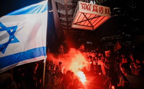 নেতানিয়াহুর কাছে ‘জিম্মি’ ইসরায়েলিরা 