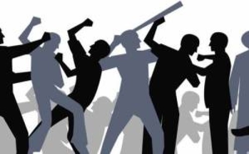 সিলেটের কানাইঘাটে নদী থেকে বালু উত্তোলন নিয়ে সংঘর্ষ 