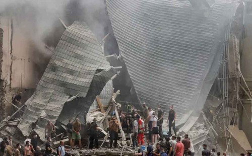 কিয়েভ হামলার প্রতিশোধের হুঁশিয়ারি জেলেনস্কির 