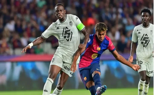 মোনাকোর কাছে বিধ্বস্ত বার্সেলোনা 