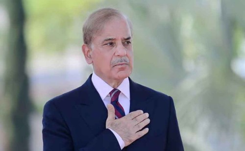 বন্যা মোকাবিলায় পাশে থাকতে চান পাকিস্তান প্রধানমন্ত্রী 