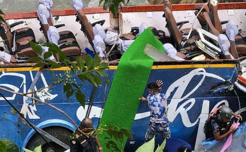 নেপালে ভারতীয় পুণ্যার্থীবাহী বাস নদীতে, নিহত ৪১ 