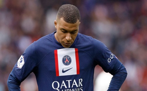 এমবাপের পাওনা অর্থ দিতে অস্বীকৃতি পিএসজির 