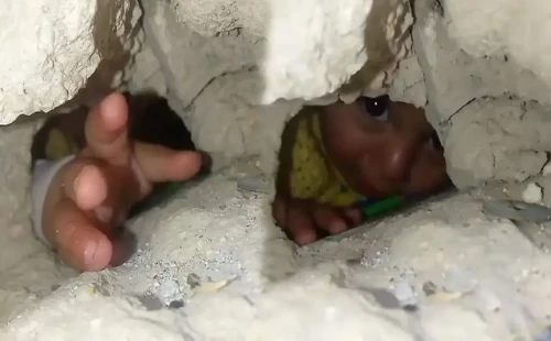 ভাইরাল গাজা শিশুর ভিডিও সত্য নয় 