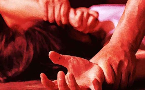 মণিপুরে স্বামীর সামনেই নারীকে ধর্ষণ ও হত্যা 