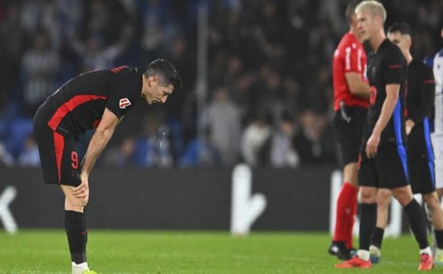 সোসিয়েদাদের কাছে হারল বার্সেলোনা 