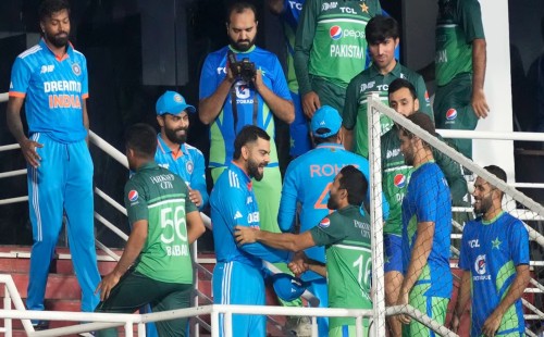 ভারত বয়কটের হুমকি পিসিবির, আর্থিক ক্ষতি আইসিসির 