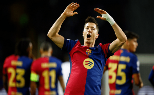 লেভানডফস্কির জোড়া  গোলে বার্সেলোনার জয় 