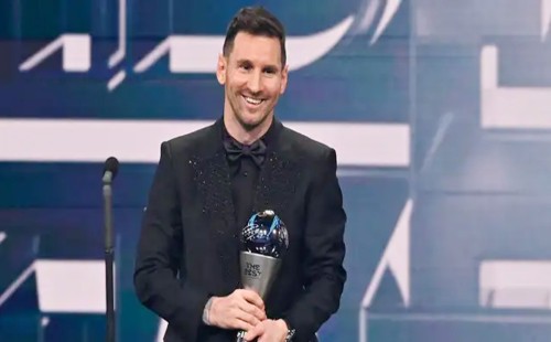 ফিফার বর্ষসেরার দৌড়ে ৩৭ বছরের মেসি, নেই রোনালদো 