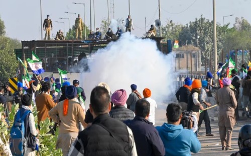 ছত্রভঙ্গ ‘দিল্লি চলো’ পদযাত্রা 