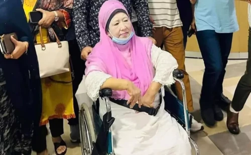 দুই দেশের ভিসা পেলেন খালেদা জিয়া 