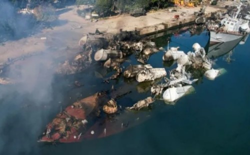 সিরিয়ার নৌবাহিনীর ওপর ইসরায়েলের বিমান হামলা 