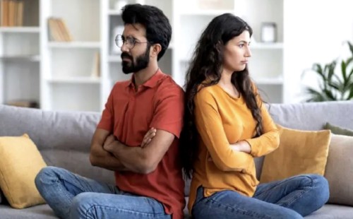 স্ত্রীর সঙ্গে ঝগড়া, মেটাবেন যেভাবে 