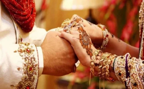 বিয়ে না করায় প্রেমিকের পুরুষাঙ্গ কেটে দিলেন প্রেমিকা 