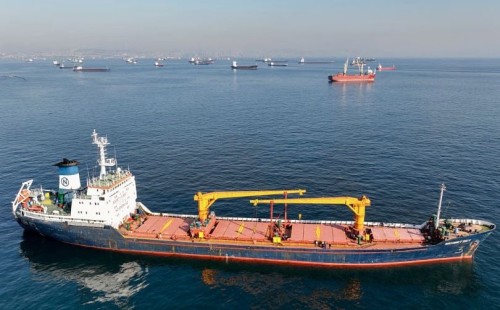 কৃষ্ণসাগরে তেল ছড়িয়েছে, ক্রিমিয়ায় জরুরি অবস্থা 