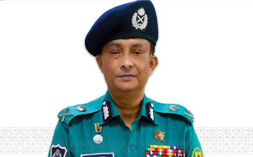 স্ত্রীসহ সাবেক ডিএমপি কমিশনার ফারুকের দেশত্যাগে নিষেধাজ্ঞা 