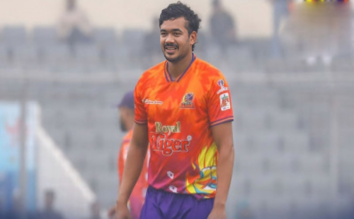 রেকর্ডগড়া বোলিংয়ে তাসকিনের ৭ উইকেট 