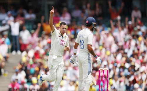 দুইশোর আগেই গুটিয়ে গেল ভারত 