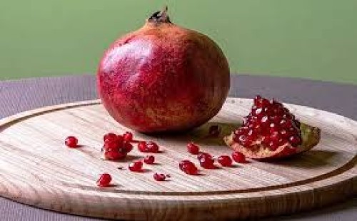 ডালিমের পাঁচ উপকারিতা 