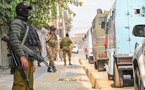 ভারতে সেনার গুলিতে ১২ মাওবাদী নিহত 