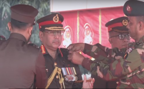 ইস্ট বেঙ্গল রেজিমেন্টের ‘কর্নেল অব দ্য রেজিমেন্ট’ হলেন সেনাপ্রধান 