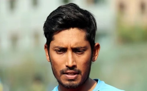 দেশ ছাড়তে পারবেন না এনামুল বিজয় 