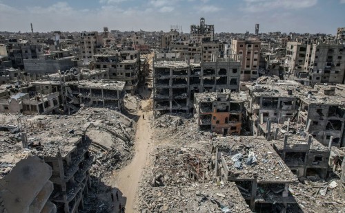 গাজার ধ্বংসস্তূপ থেকে আরো ১৮ লাশ উদ্ধার 