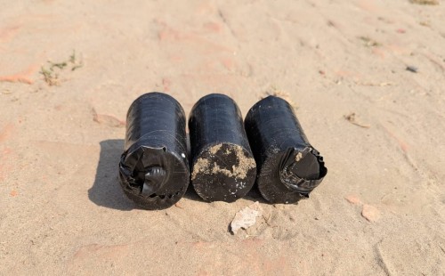 ফার্মগেট এলাকায় ৩ ককটেল সদৃশ বস্তু উদ্ধার 