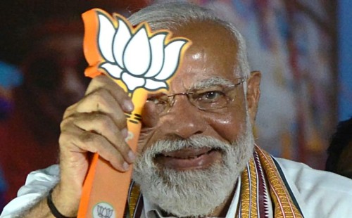 মোদির প্রথম দিল্লি জয়! 