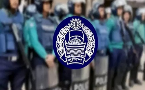 পুলিশের ৪ শীর্ষ কর্মকর্তা আটক 
