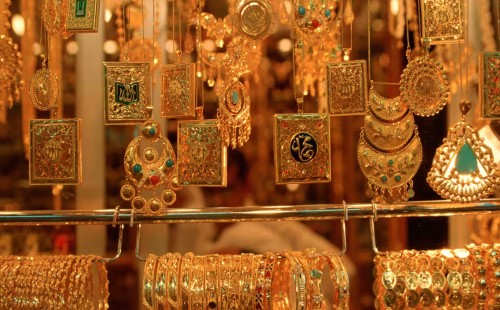 স্বর্ণের ভরি দেড় লাখ ছাড়াল 