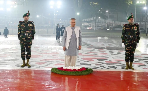 ভাষা শহীদদের প্রতি রাষ্ট্রপতি ও প্রধান উপদেষ্টার শ্রদ্ধা 