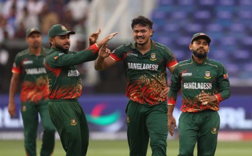 পাকিস্তানকে সঙ্গে নিয়ে চ্যাম্পিয়ন্স ট্রফির মঞ্চ থেকে বিদায় নিল বাংলাদেশ 