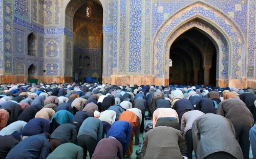 রোজা থেকে নামাজ না পড়লে কি রোজা পরিপূর্ণ হয়? 