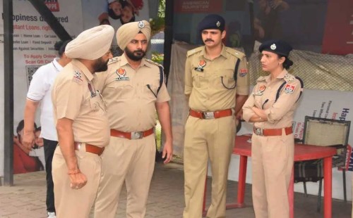 অমৃতসরের মন্দিরে বোমা! 