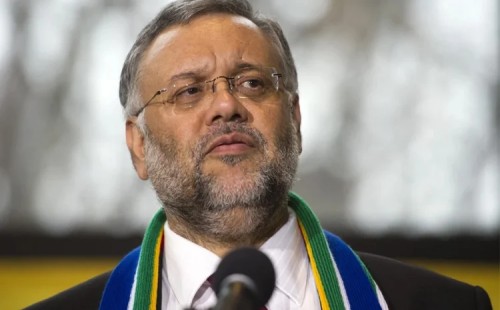 ট্রাম্পকে ‘ঘৃণা’: রাষ্ট্রদূত বহিষ্কার 