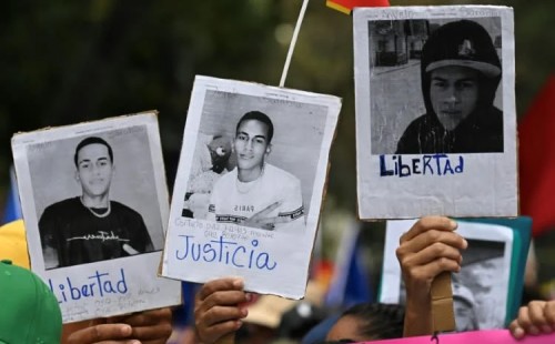 ভেনেজুয়েলায় বিক্ষোভ 