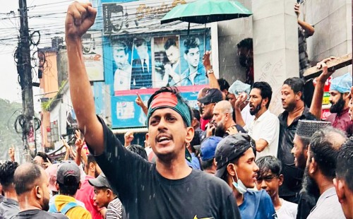 বৈষম্যবিরোধী ছাত্র আন্দোলনের জেলা আহ্বায়ক গ্রেপ্তার 