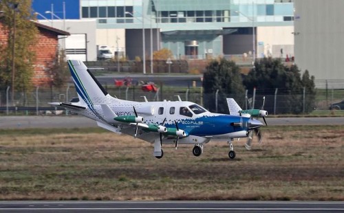 যুক্তরাষ্ট্রে বাড়ির ওপর বিমান বিধ্বস্ত, সব আরোহী নিহত 