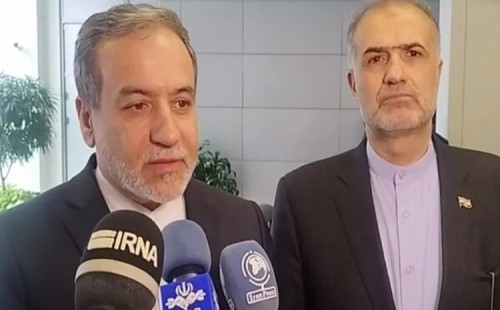 চীন সফরে আরাঘচি 