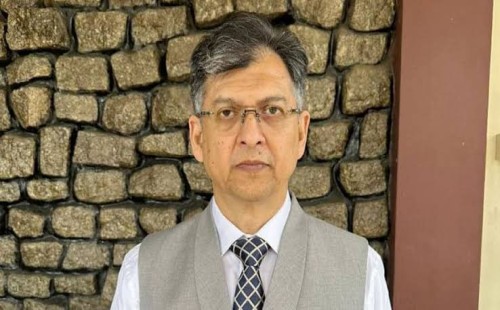 'ম্যান্ডেটহীন অরাজনৈতিক সরকারের পক্ষে এত বড় জাতীয় সিদ্ধান্ত নেওয়া সমীচীন নয়' 